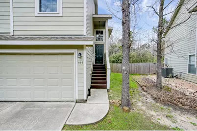 106 N Walden Elms Circle, The Woodlands, TX 77382 - Photo 3