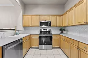 2710 Grants Lake Blvd, Sugar Land, TX 77479 - Photo 9