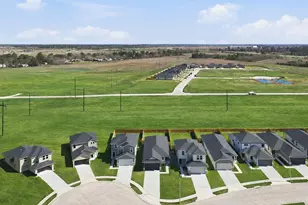 18046 Lasso Mls Dr, Hockley, TX 77447 - Photo 19