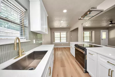 3314 Ashton Lane, La Porte, TX 77571 - Photo 3