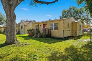 729 13th Ave N, Texas City, TX 77590 - Photo 17