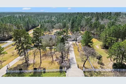 15569 Crown Oaks Drive, Montgomery, TX 77316 - Photo 1