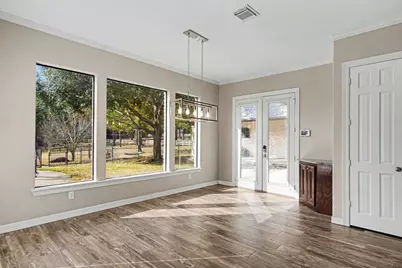 15569 Crown Oaks Drive, Montgomery, TX 77316 - Photo 13