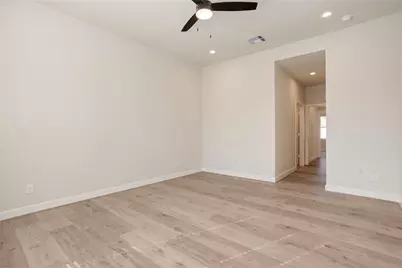 5923 Jasper Jones Way, Houston, TX 77091 - Photo 9