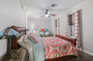 2102 Postoffice St, Galveston, TX 77550 - Photo 9