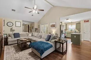 308 Lazy Pine Ct, Conroe, TX 77304 - Photo 11