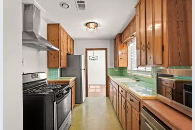 1207 Stonecrest Drive, Houston, TX 77018 - Photo 17