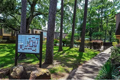 12633 Memorial Drive #71, Houston, TX 77024 - Photo 17