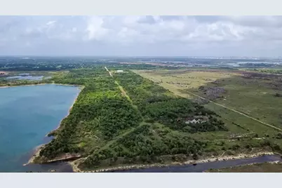 7600 Gulf Street, Hitchcock, TX 77563 - Photo 7