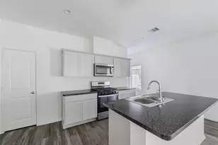 24106 Juniper Hts Dr, Spring, TX 77373 - Photo 9