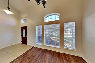 2303 Cantabria Ln, League City, TX 77573 - Photo 7