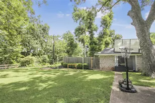 536 Oak Dr, Lake Jackson, TX 77566 - Photo 37