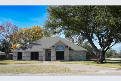 1040 Live Oak Circle, Teague, TX 75860 - Photo 1