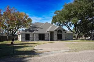 1040 Live Oak Cir, Teague, TX 75860 - Photo 27