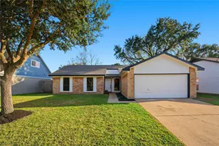 9850 Sageroyal Ln, Houston, TX 77089 - Photo 1