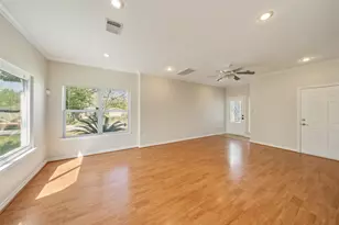 3802 Barracuda Ln, La Porte, TX 77571 - Photo 13