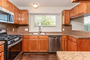 2002 Hickory Glen Dr, Missouri City, TX 77489 - Photo 9