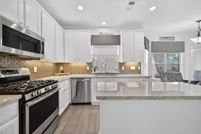 19315 Laguna Woods Drive, Tomball, TX 77375 - Photo 9