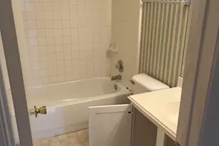 10555 Turtlewood Ct, Houston, TX 77072 - Photo 11