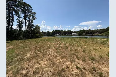 13264 Lake Conroe Bay Road, Willis, TX 77318 - Photo 9