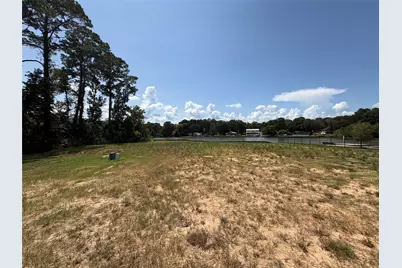 13264 Lake Conroe Bay Road, Willis, TX 77318 - Photo 11
