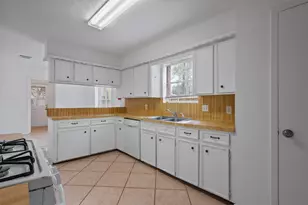 22826 Briarcreek Blvd, Spring, TX 77373 - Photo 11