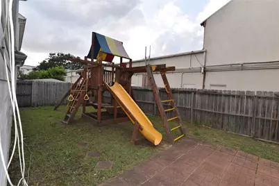6807 Turtlewood Drive, Houston, TX 77072 - Photo 25