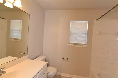 6807 Turtlewood Drive, Houston, TX 77072 - Photo 23