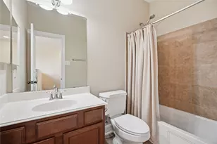 201 Bailey Brook Ln, Dickinson, TX 77539 - Photo 25