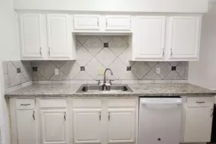 7700 Creekbend Dr, Houston, TX 77071 - Photo 5