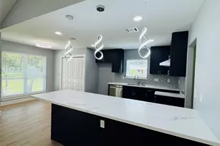 10934 Lilleux Rd, Houston, TX 77067 - Photo 7