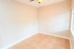 6109 Saxon Dr, Houston, TX 77092 - Photo 3