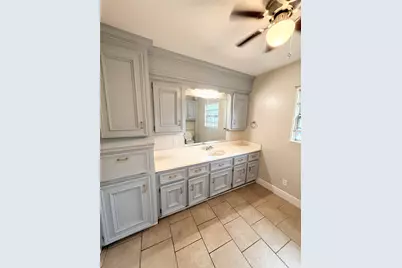 6109 Saxon Drive #B, Houston, TX 77092 - Photo 9