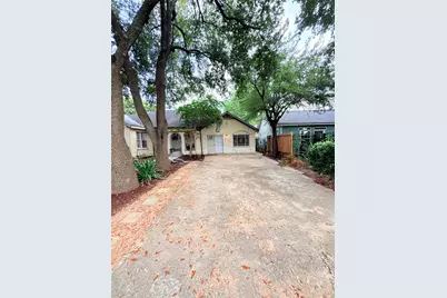 6109 Saxon Drive #B, Houston, TX 77092 - Photo 1