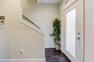 710 Clark St, Houston, TX 77020 - Photo 9