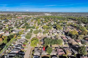 2471 Falls Church Dr, Houston, TX 77067 - Photo 21