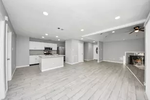 2471 Falls Church Dr, Houston, TX 77067 - Photo 5