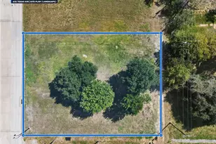631 Texas Ave, Texas City, TX 77590 - Photo 1