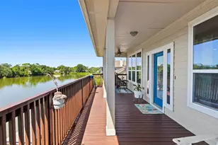 1133 E Meyer Rd, Seabrook, TX 77586 - Photo 5