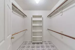 15522 Blake Way St, Houston, TX 77032 - Photo 9