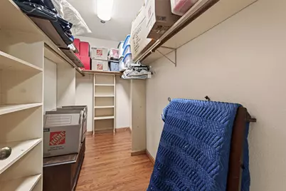 11711 Memorial Drive #239, Houston, TX 77024 - Photo 31
