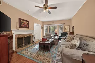 11711 Memorial Dr, Houston, TX 77024 - Photo 7