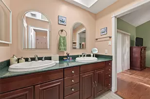 11711 Memorial Dr, Houston, TX 77024 - Photo 29