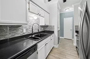 4001 Tanglewilde St, Houston, TX 77063 - Photo 7