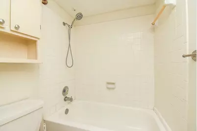 7575 Cambridge Street #1004, Houston, TX 77054 - Photo 23