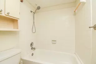 7575 Cambridge St, Houston, TX 77054 - Photo 23