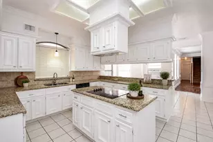 17319 Atherington Pl, Spring, TX 77379 - Photo 15