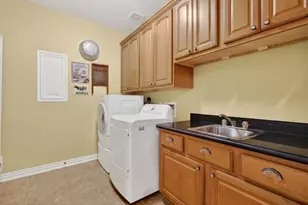 194 Maple Grove Dr, Conroe, TX 77384 - Photo 7