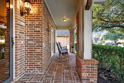 194 Maple Grove Drive, Conroe, TX 77384 - Photo 3