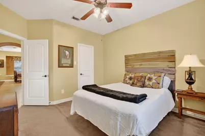 194 Maple Grove Drive, Conroe, TX 77384 - Photo 17